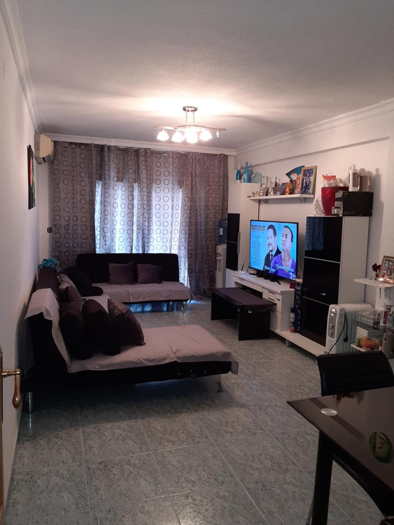 Habitacion Grande En Piso Compartido Con 2 Adultos Y 1 Perrito Валенсія Екстер'єр фото